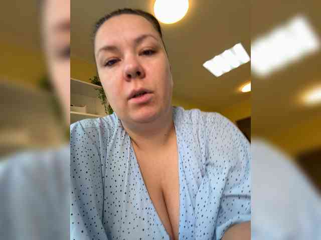 -BuSiNkA webcam