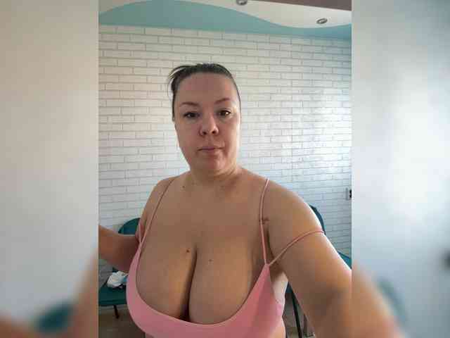 -BuSiNkA webcam