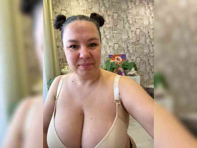 -BuSiNkA webcam