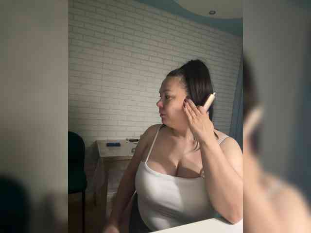 -BuSiNkA webcam