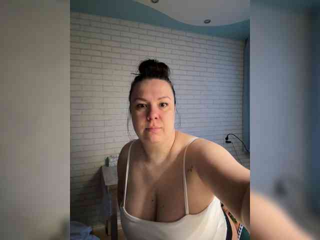 -BuSiNkA webcam