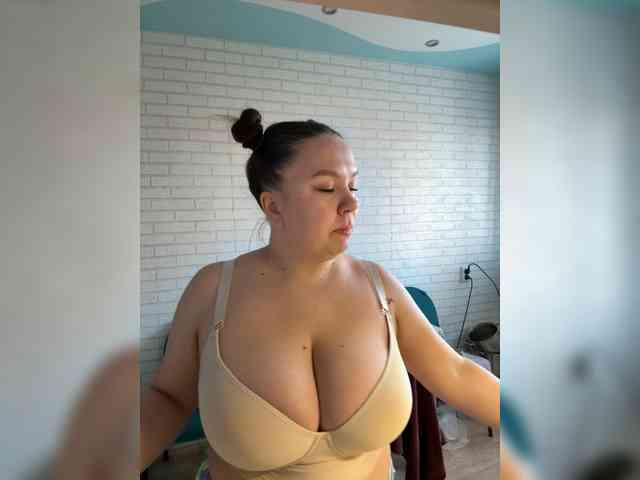 -BuSiNkA webcam