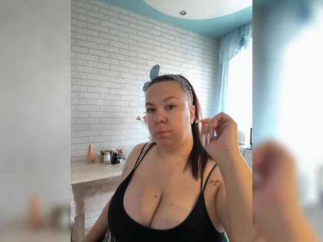 -BuSiNkA webcam