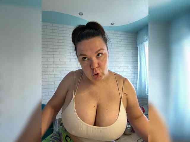 Lady-L Sex Cam Show
