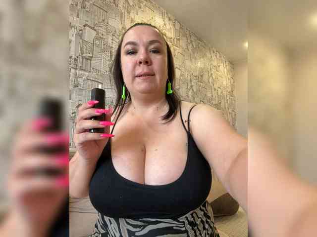-BuSiNkA webcam