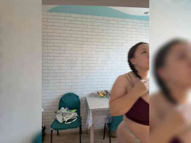 -BuSiNkA webcam