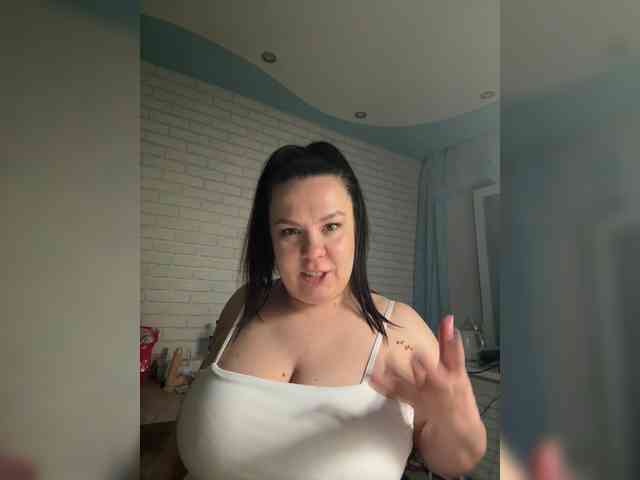 -BuSiNkA webcam
