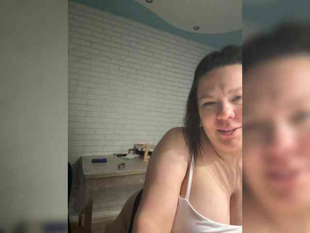 -BuSiNkA webcam