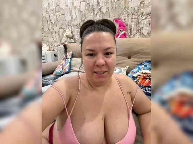 -BuSiNkA webcam