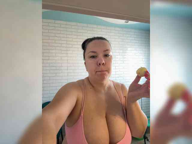 -BuSiNkA webcam