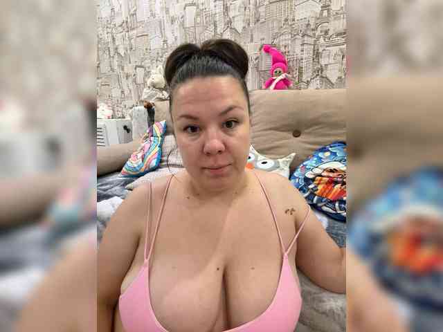 -BuSiNkA webcam