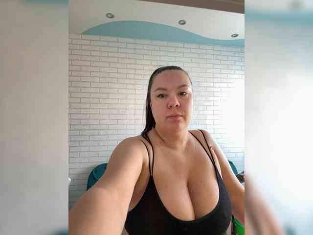 -BuSiNkA webcam