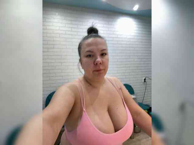 -BuSiNkA webcam