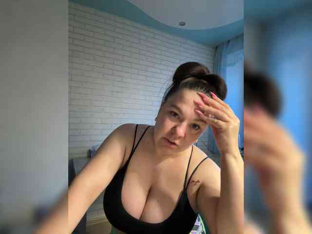 -BuSiNkA webcam