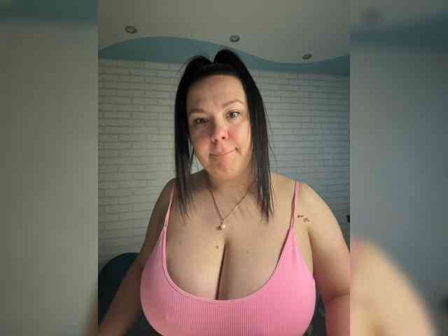 -BuSiNkA webcam