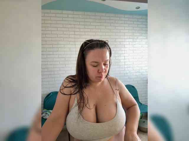 -BuSiNkA