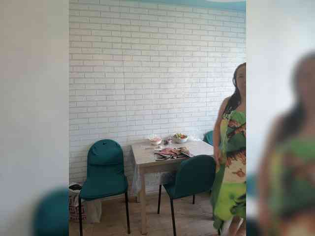 -BuSiNkA webcam