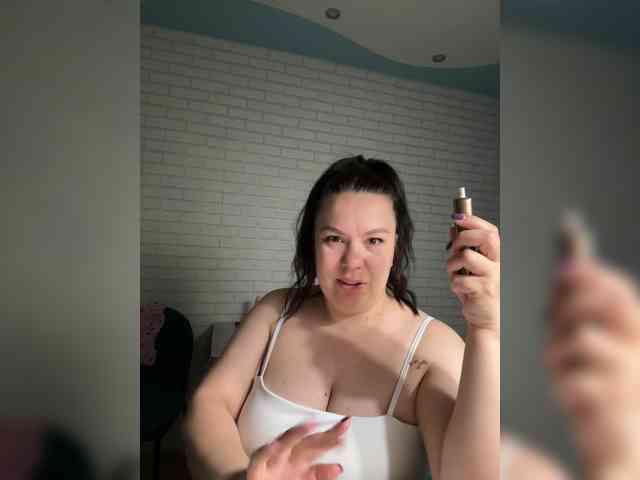 -BuSiNkA webcam