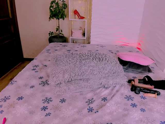LianaYun live cam