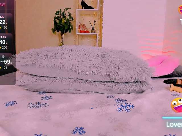 LianaYun, en directo ahora en BongaCams
