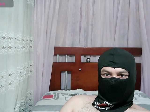 ujan78_23 — live male cam