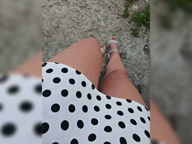 leila17 live webcam show
