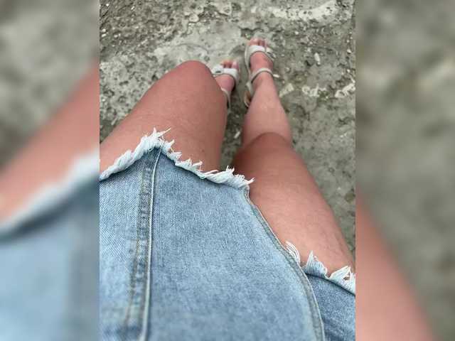 Leila17