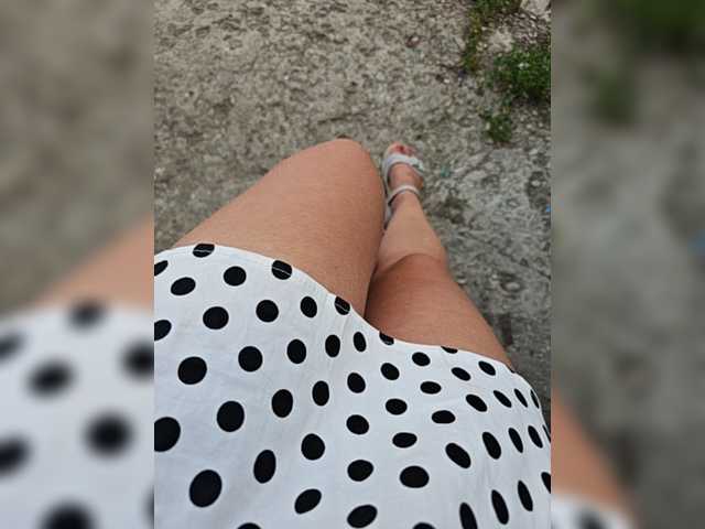 leila17 live webcam show
