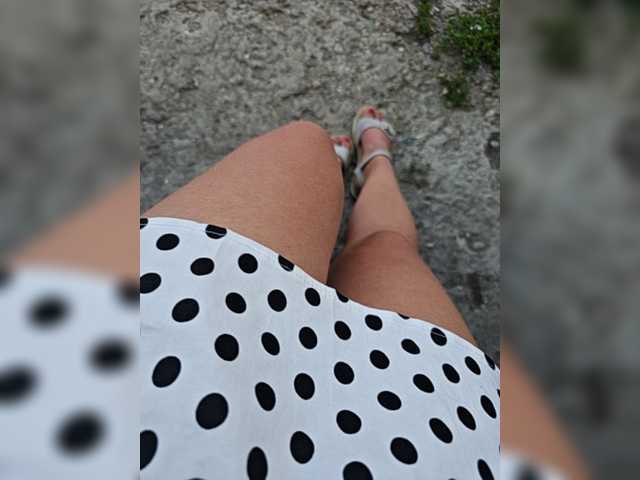 leila17 live webcam show