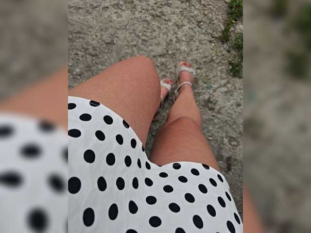 leila17 live webcam show