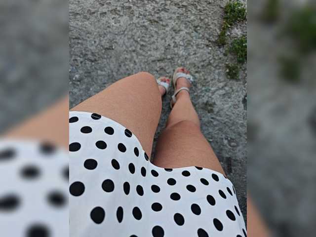 leila17 live webcam show