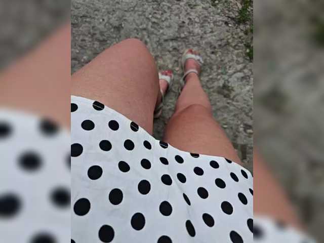 leila17 live webcam show
