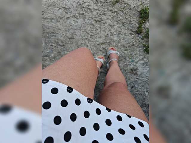 leila17 live webcam show