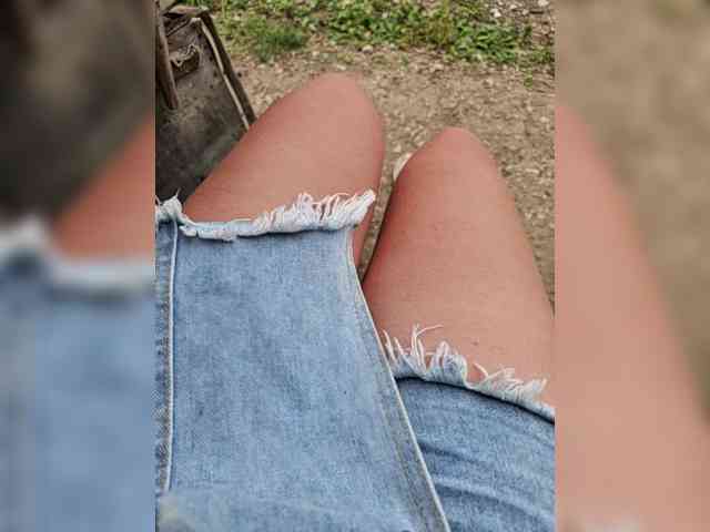 leila17 Sex Cam Show