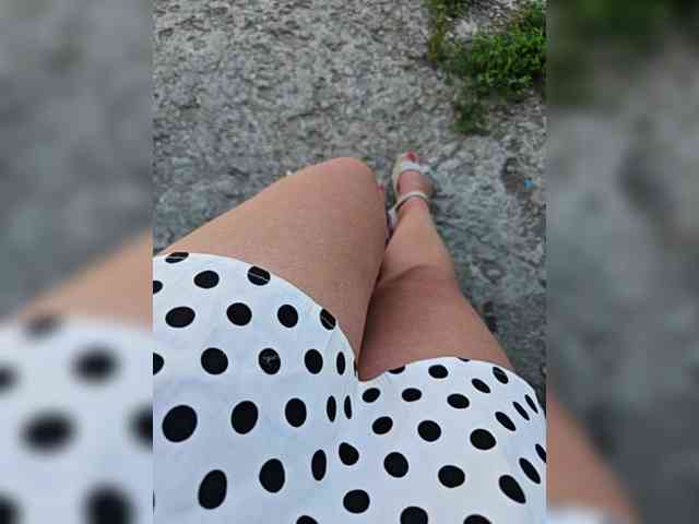 leila17 webcam