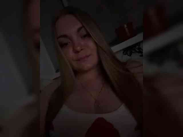 leila17 webcam
