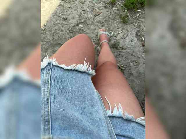 leila17 Sex Cam Show