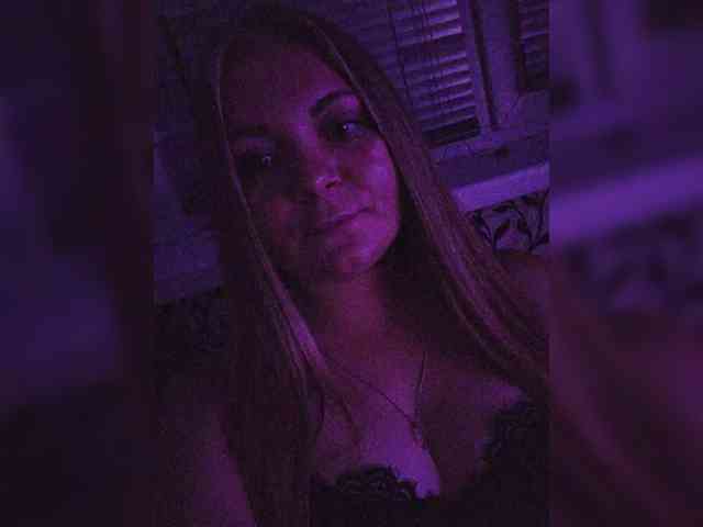 leila17 webcam