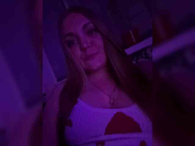 leila17 webcam