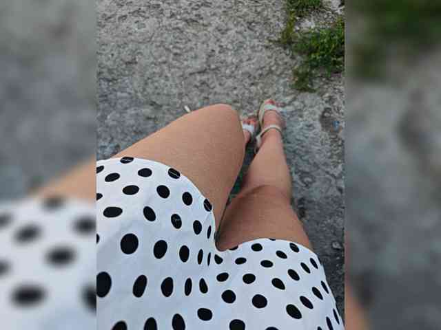 leila17 webcam