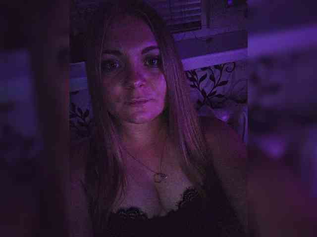 leila17 webcam