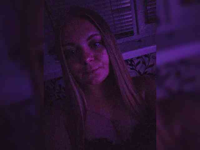 leila17 webcam