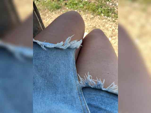 leila17 Sex Cam Show