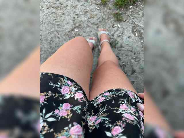 leila17 webcam