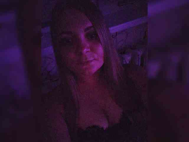 leila17 Live Webcam on BongaCams
