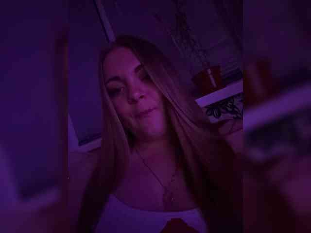 leila17 webcam