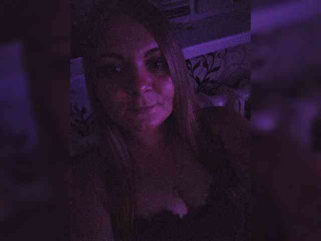 leila17 webcam