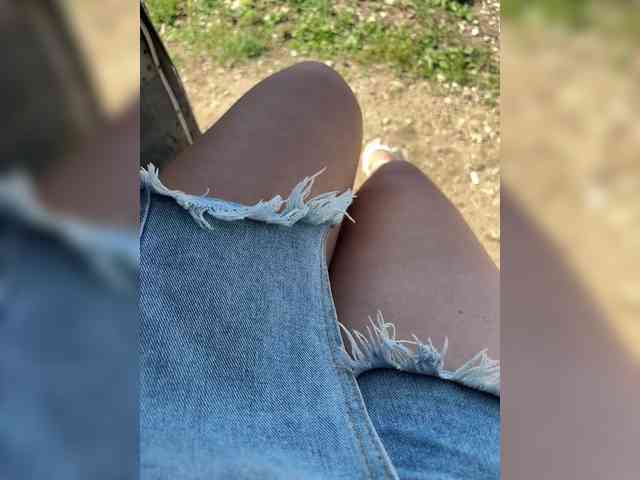 leila17 Sex Cam Show