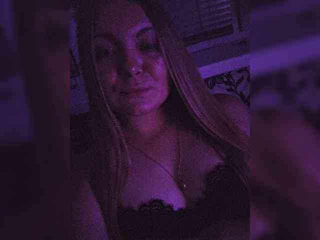 leila17 webcam