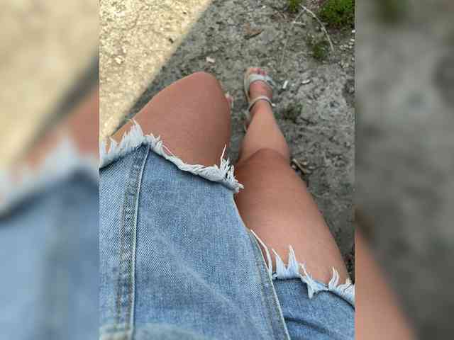 leila17 Sex Cam Show